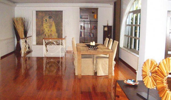 Tραπεζαρία - Dinning room